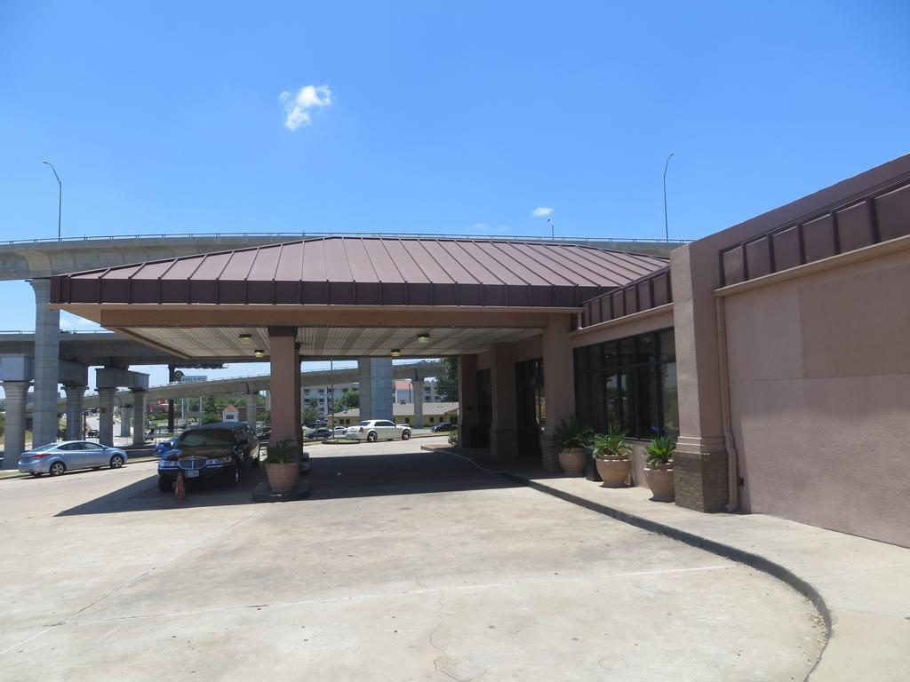 University Inn Austin North Exterior foto
